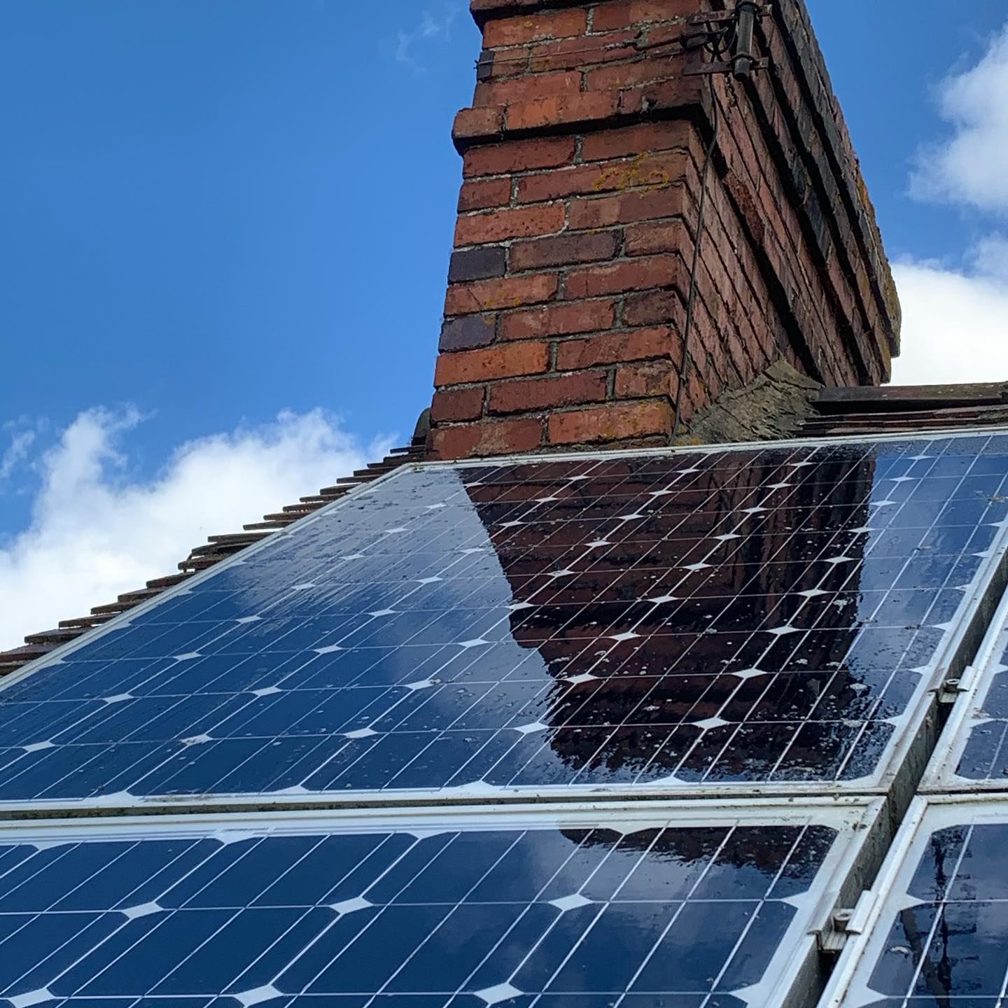 101717365 3149622288432649 6193303997147774976 N